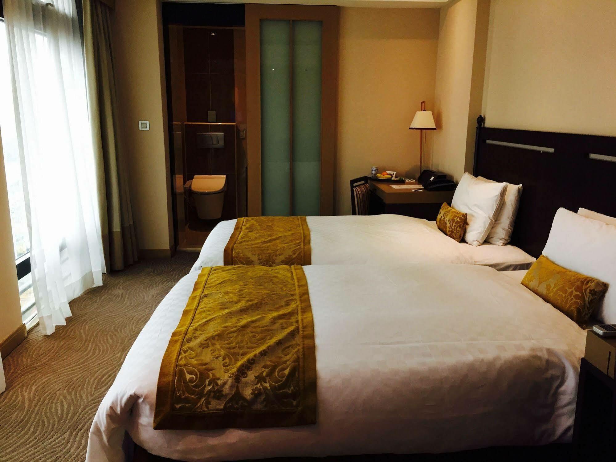 New Taipei City Landmark Inn מראה חיצוני תמונה