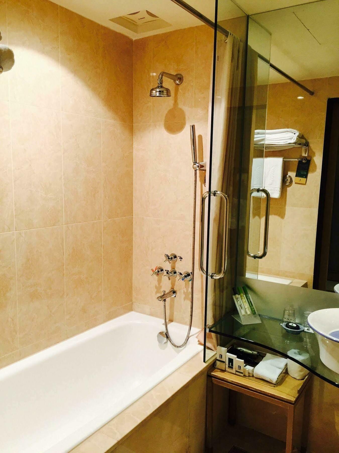 New Taipei City Landmark Inn מראה חיצוני תמונה